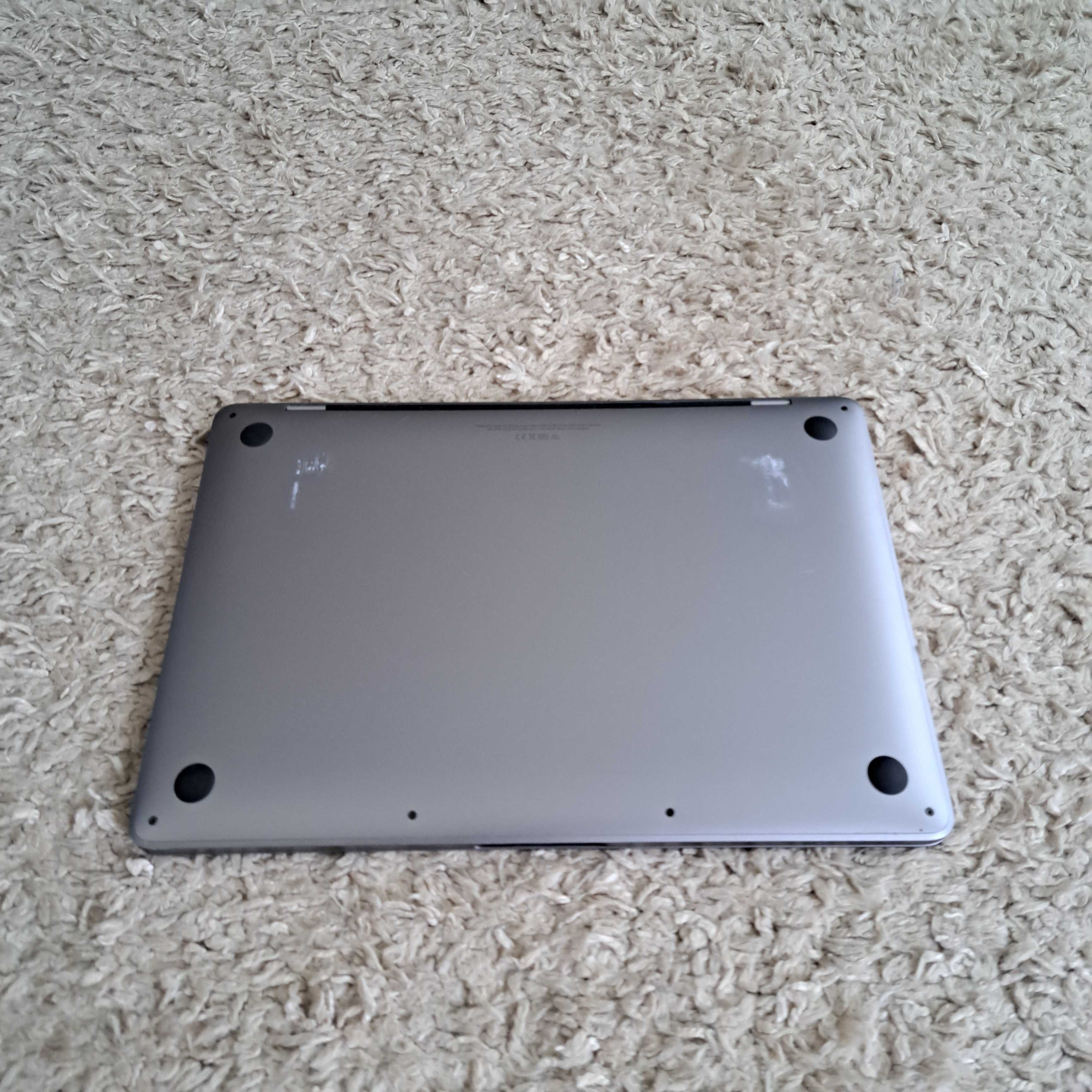 MacBook Pro M1 2020 8/256 13"