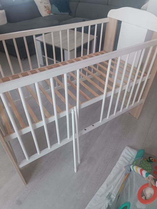 Łóżeczko dziecięce/ niemowlęce