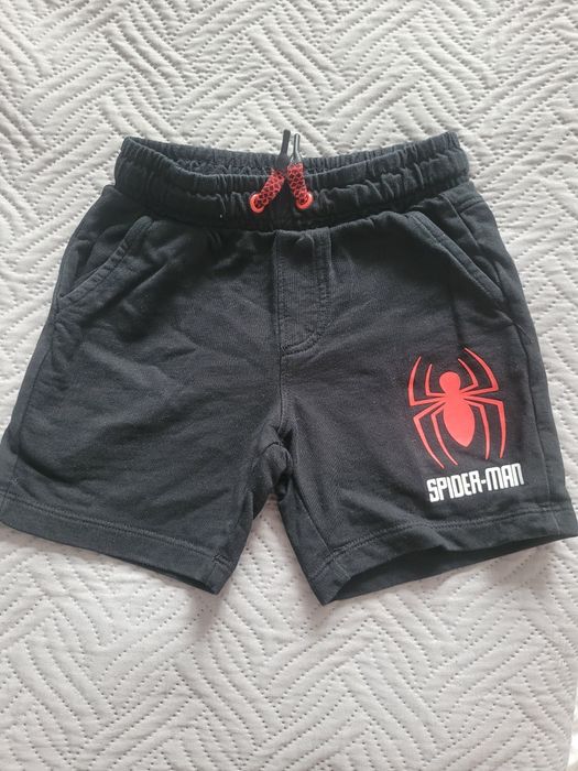 Krótkie spodenki spiderman r. 98