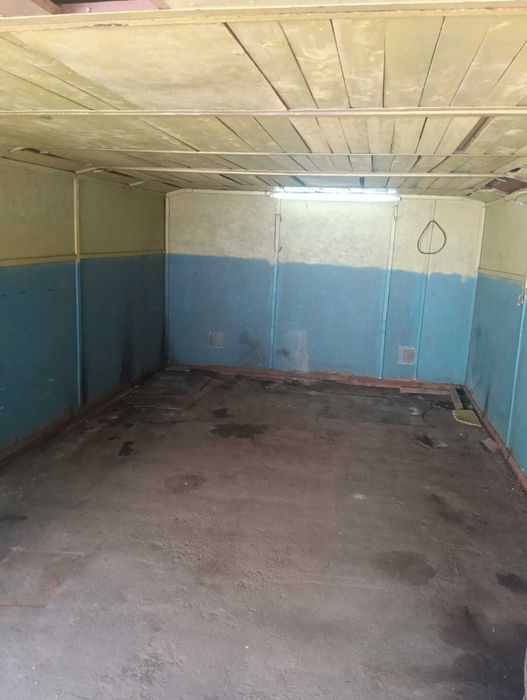 Сдам гараж металлический, на Подоле, коп. Мотор.