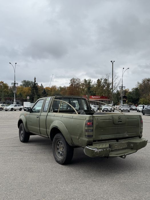 Продам Nissan Navara d22 2.5d в Харькове