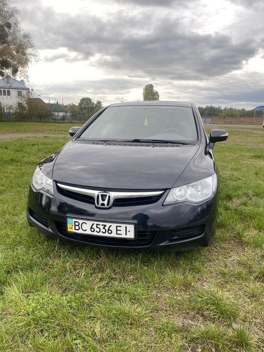 HONDA civik 1.8 автомат