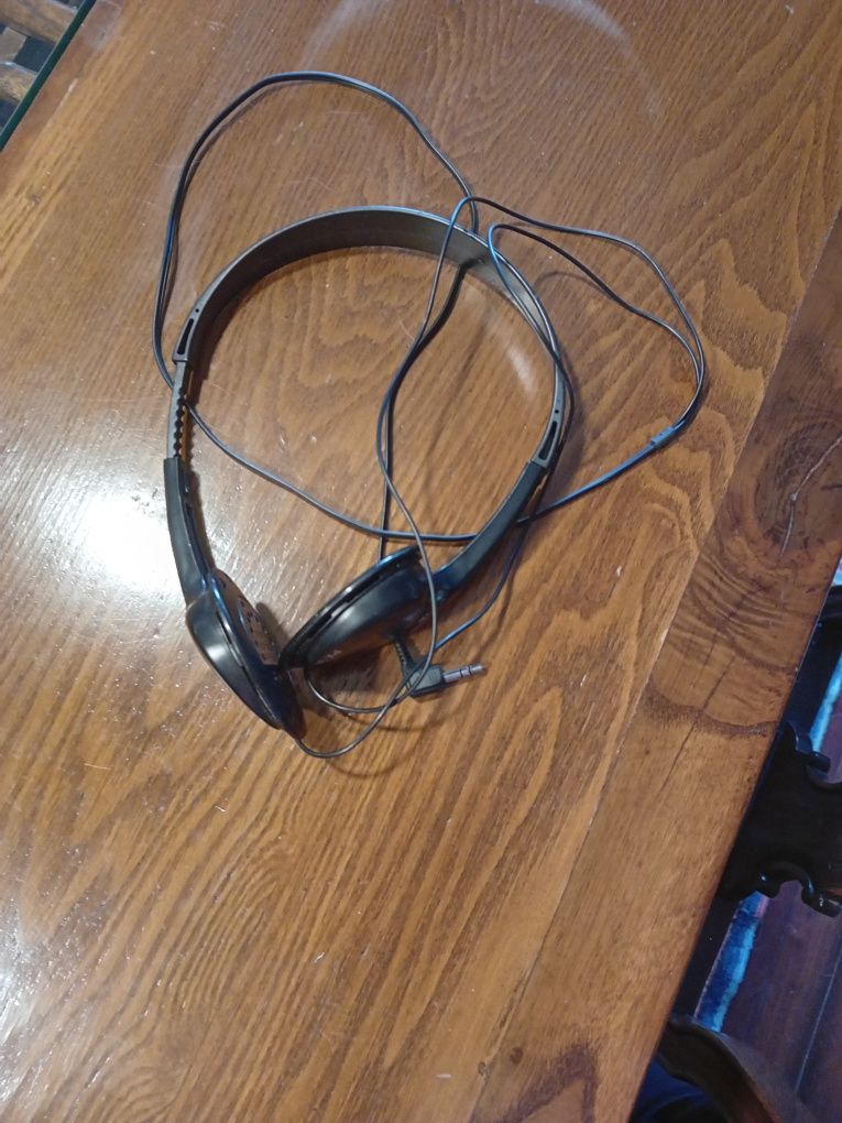 Auscultadores como novos da marca Sennheiser PX30