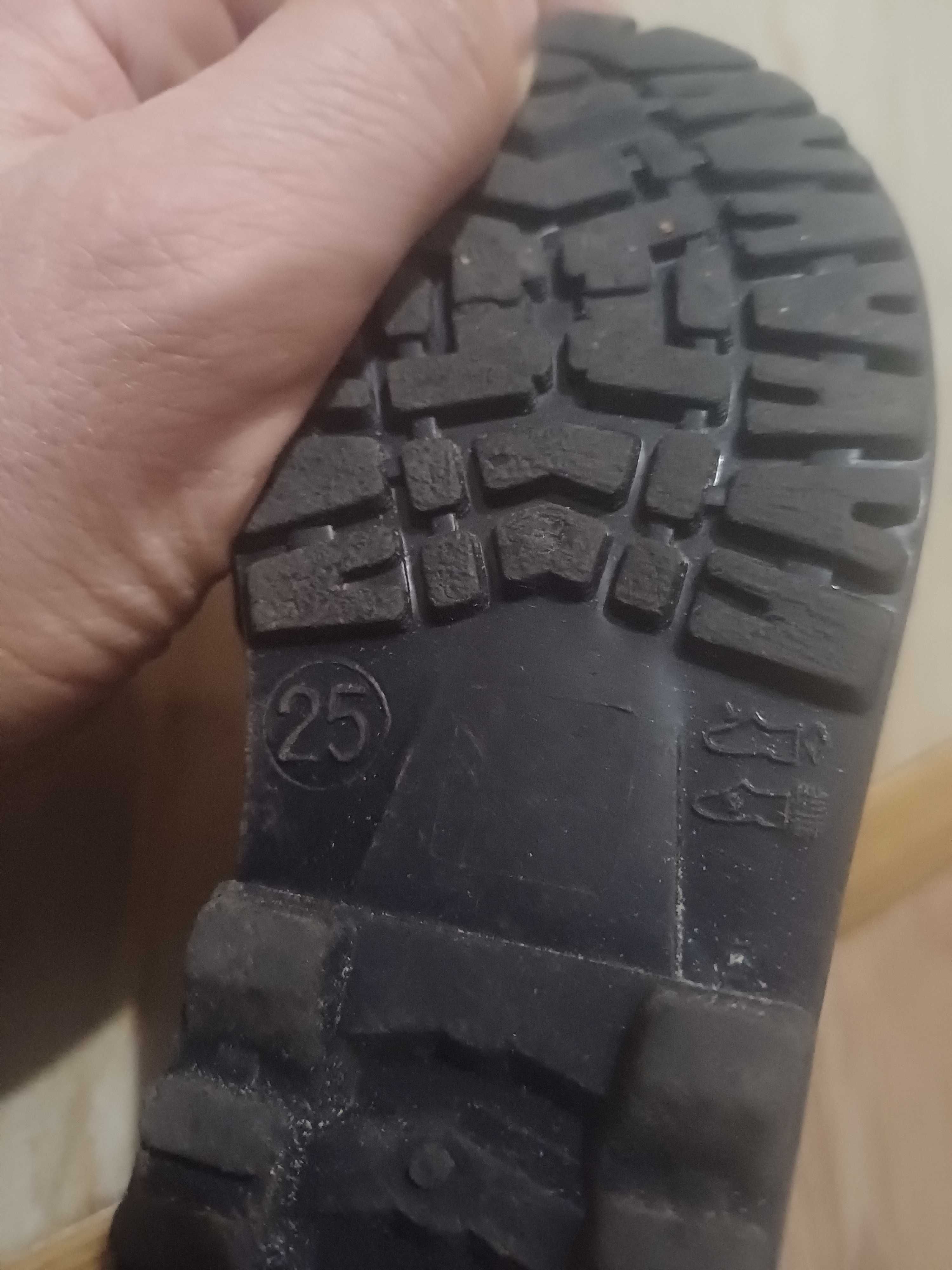 Kalosze chłopięce rozm 25