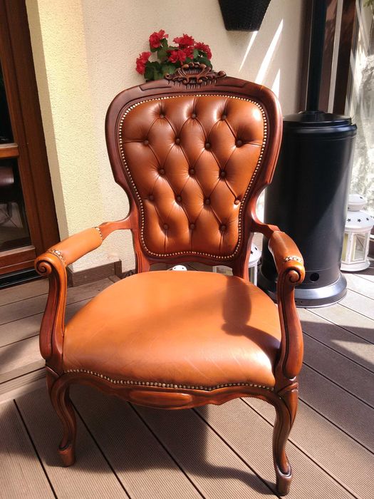 Fotel Ludwik Rzeźbione Skóra Antyk