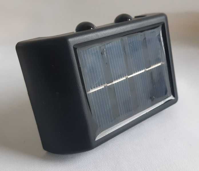 Солнечный садовый светильник для забора