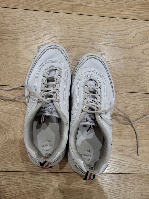 кросівки pull&bear 37 р/24 см білі