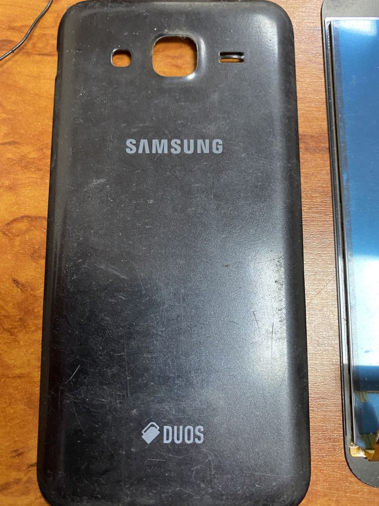 Samsung SM-J500H/DS (SEK)