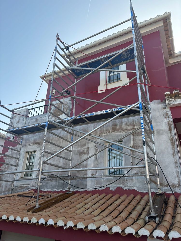 Pintor profissional Algarve - interiores e exteriores
