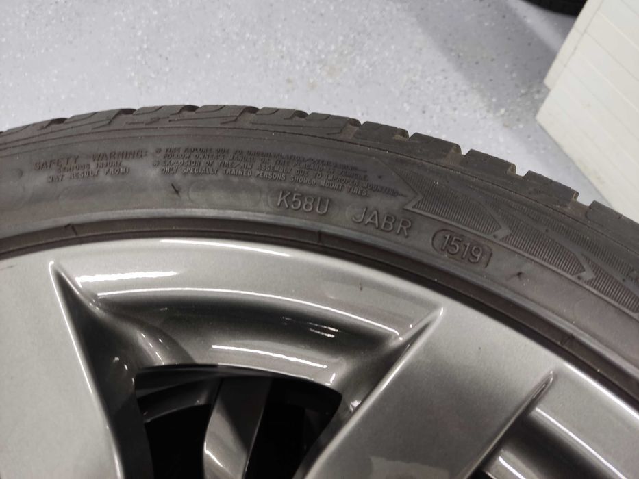 Koła zimowe CMS 18" 5x112 + opony Goodyear 245/45/18 7mm