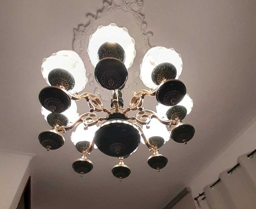 Elegante candeeiro de teto  para a sua sala