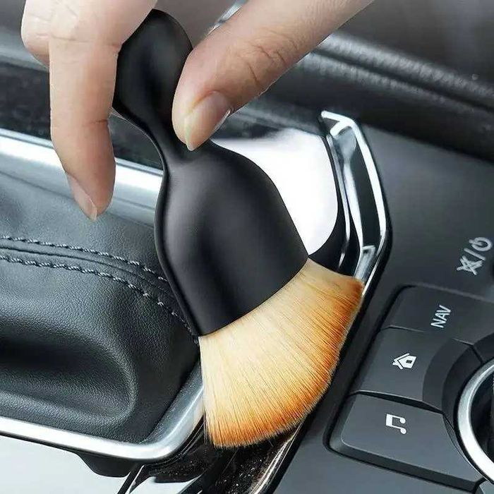 Щітка для чищення салону авто з м'якою щетиною