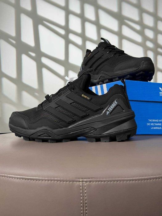 Adidas Terrex Skychaser GTX (41-46) Термо кросівки водостійкі чорні