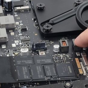 SSD Samsung 256GB (Proprietário para computadores Apple)