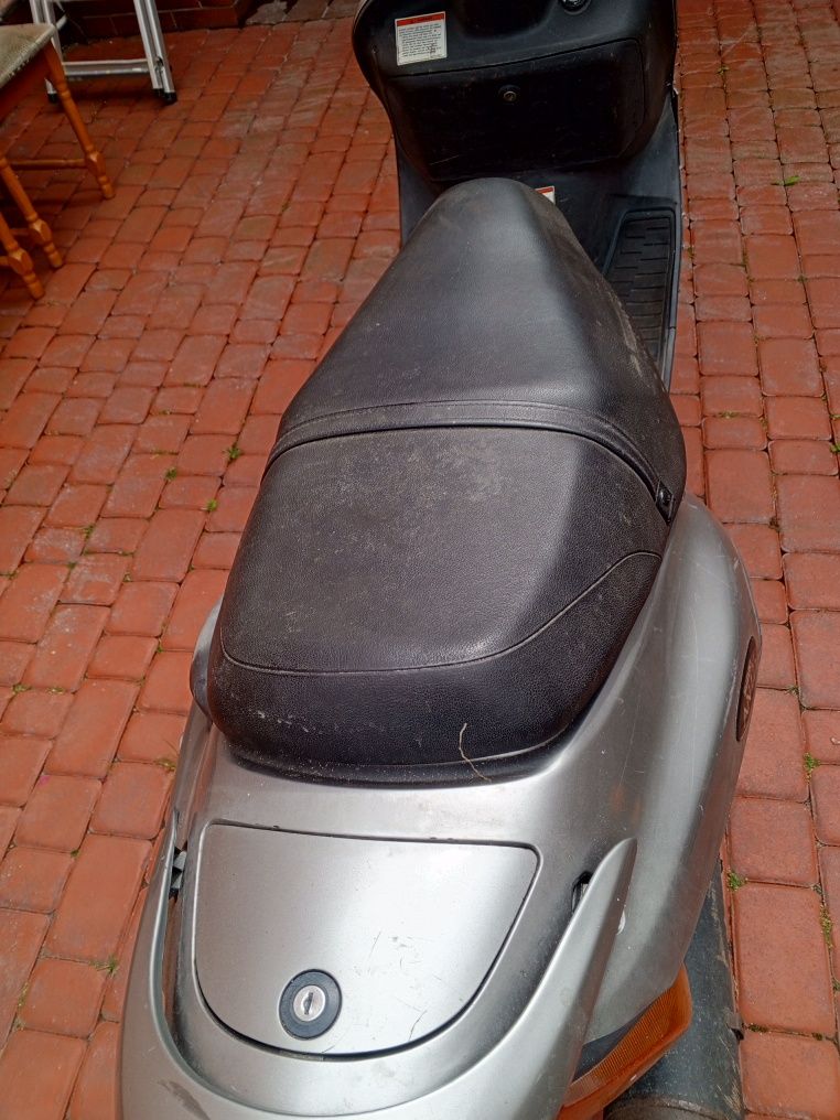 Skuter Suzuki an 125 -1997r