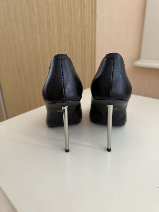 Продам туфлі лодочки