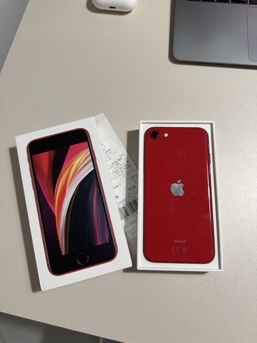Iphone se 2 (2020) produkt red