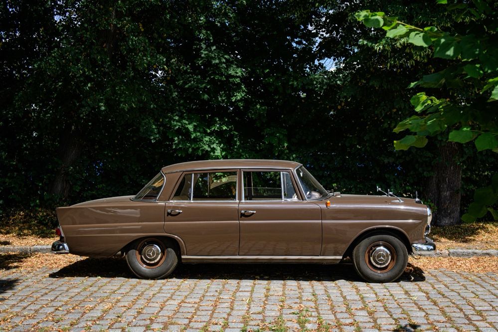 Mercedes W110 oldtimer
