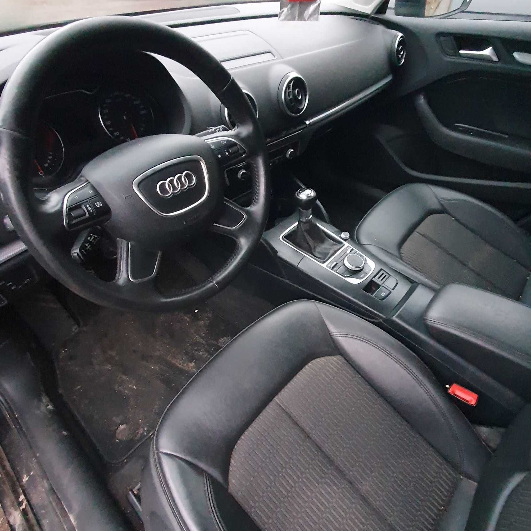 Audi A3 8V 1.6 TDI 105KM CLHA Xenon LZ9Y czesci maska zderzak lampy