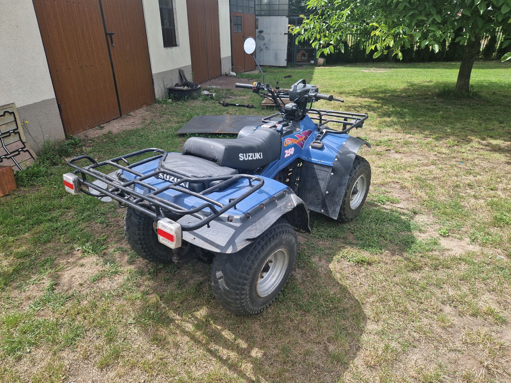 Suzuki quadrunner 250 4x2 nie 4x4