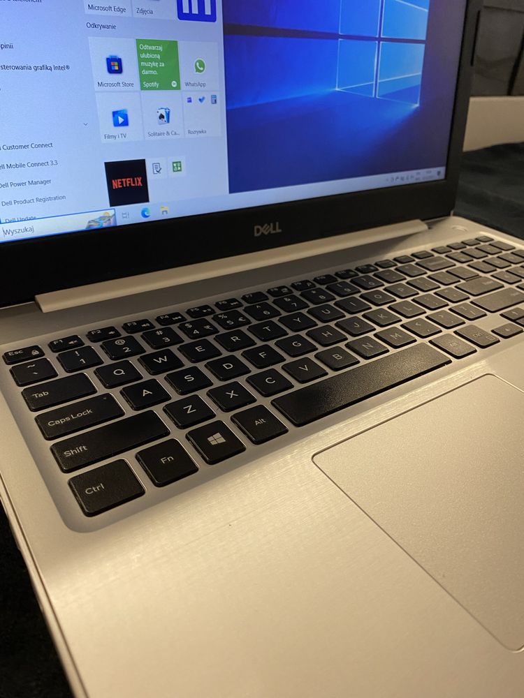 laptop dell inspiron 5570 + ładowarka
