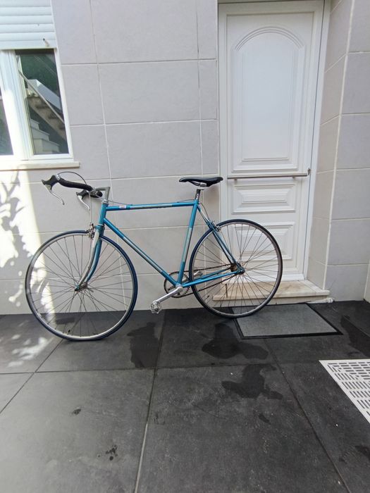 Bicicleta de Estrada Antiga – Excelente Estado