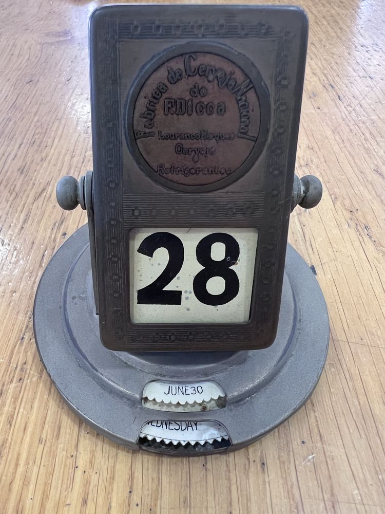 Calendário perpétuo Vintage