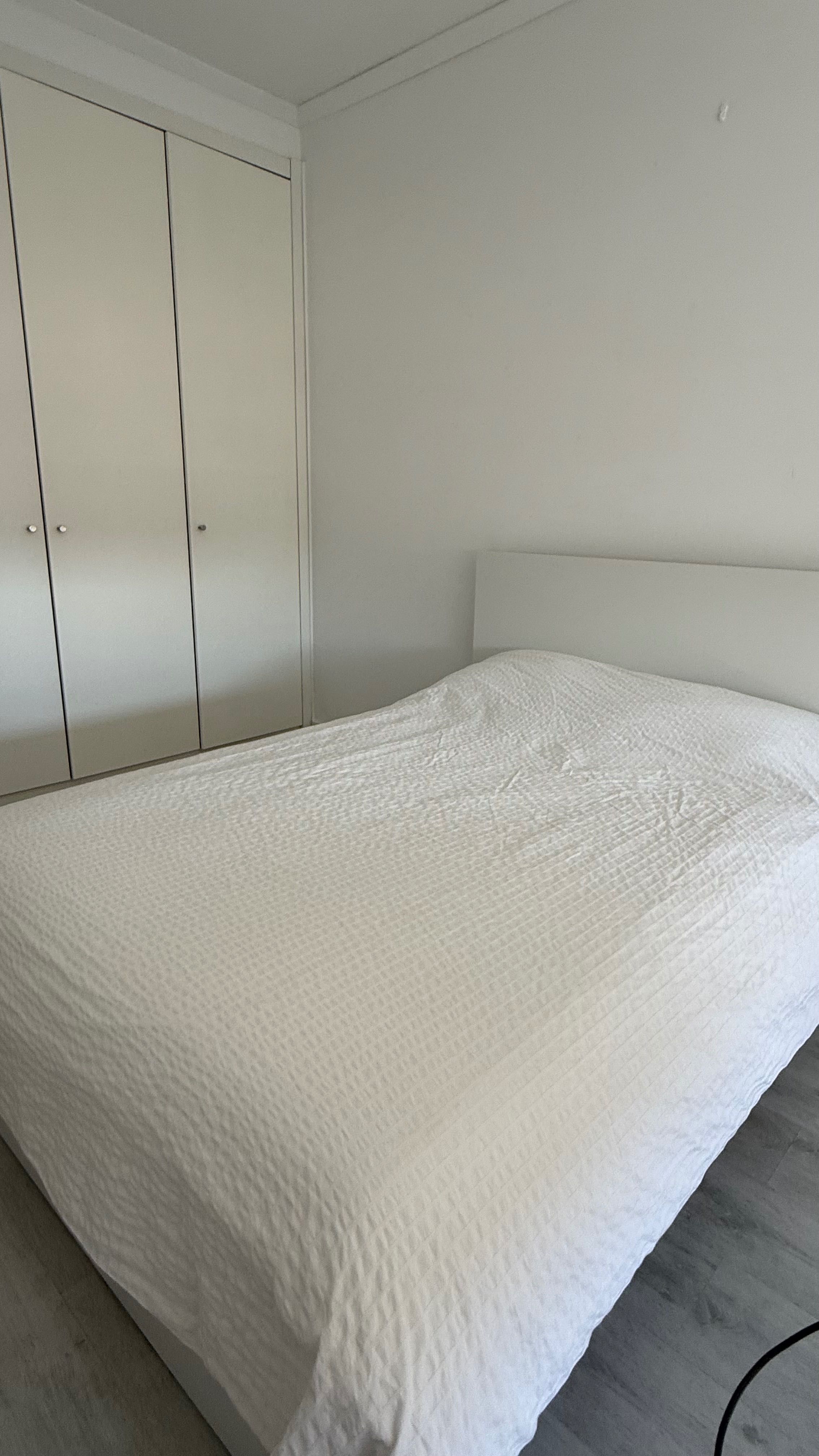 Cama IKEA MALM 140x200 cm