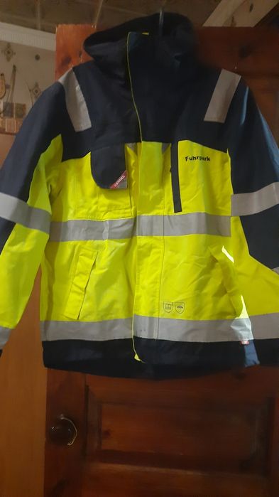 Куртка с отражатель