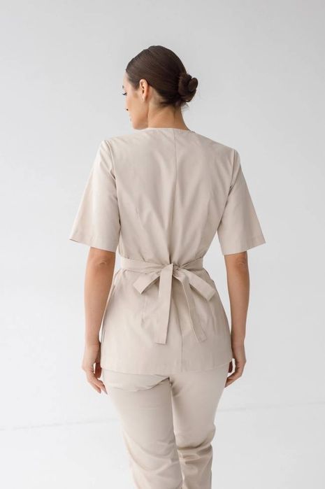 Медичний костюм modern doctor