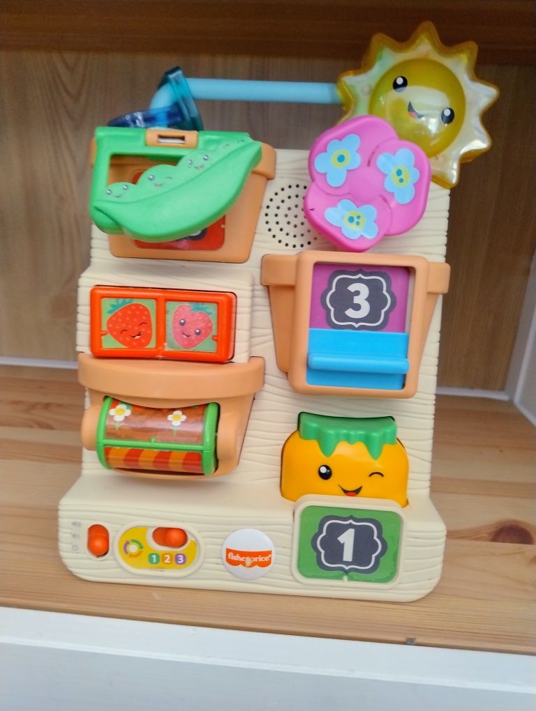 Zabawka manipulacyjna fisher price