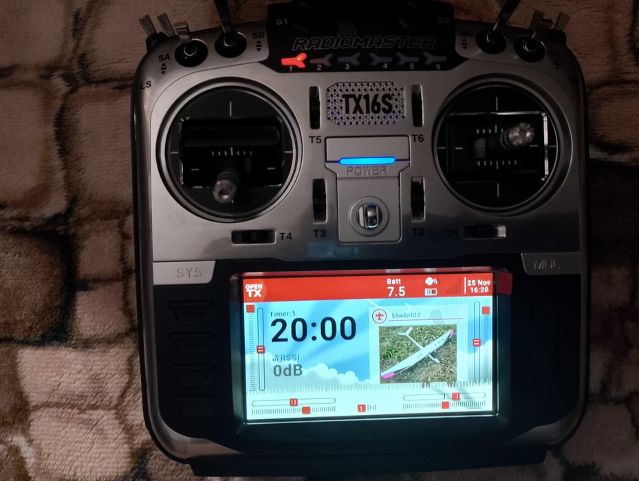 Aparatura rc Radiomaster Tx16S-jak nowa+moduł dalekiego zasięgu!!!