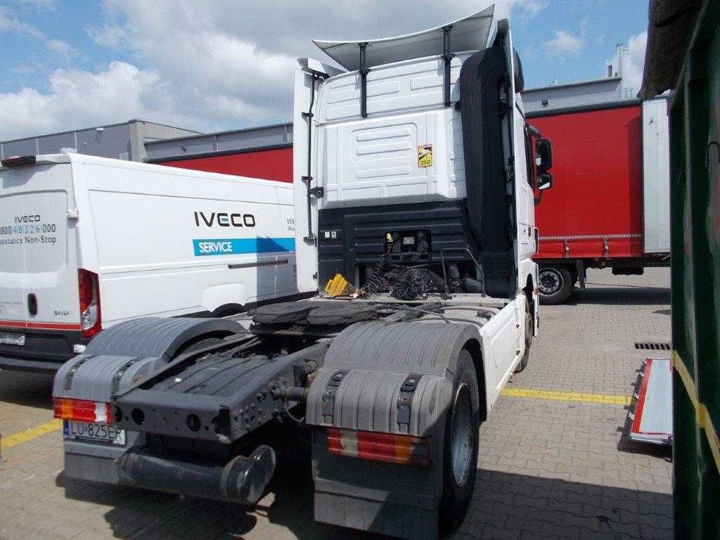 Mercedes-Benz MP3 2012