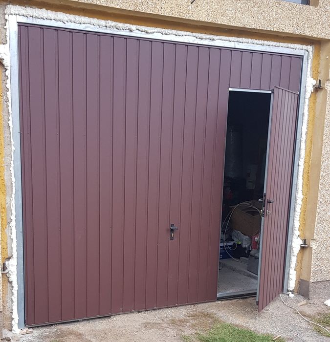 Brama garażowa pod każdy wymiar uchylna dwuskrzydłowa drzwi  stalowe