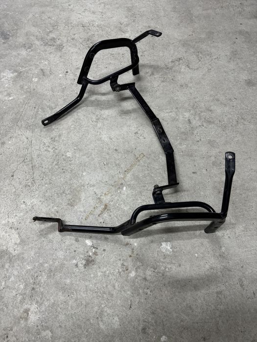 Боковые рамки для кофров(рамки под кофры) Suzuki Katana GSX600F