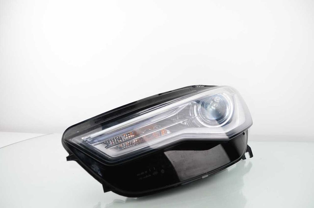 AUDI A6 C7 XENON lewa lampa przednia
