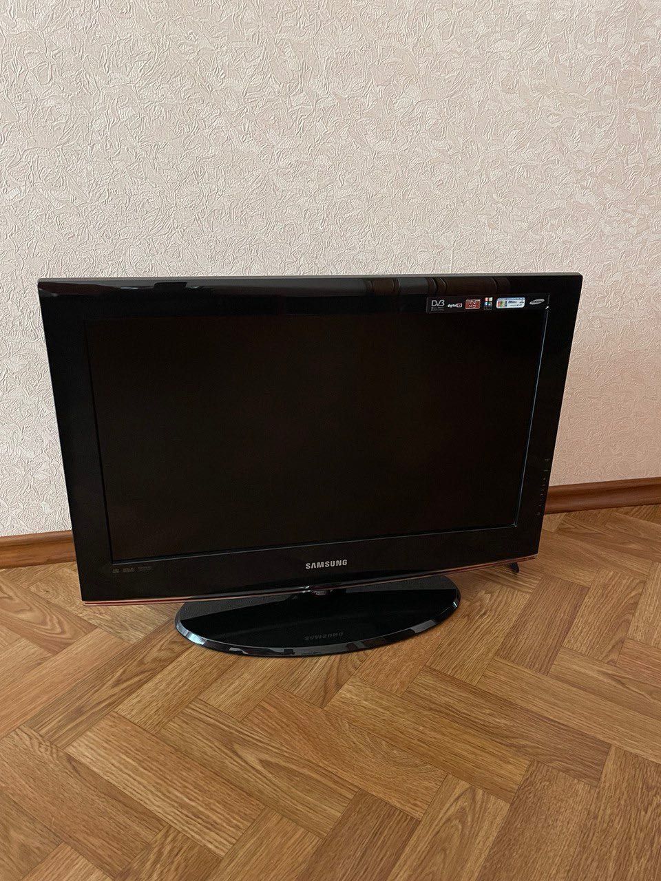 Телевизор Samsung 26” LE26B450C4W