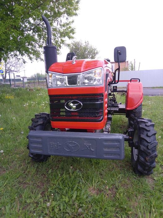 Трактор   SHIFENG шифенг 240 з блок диференціалу. Примусова гідравліка
