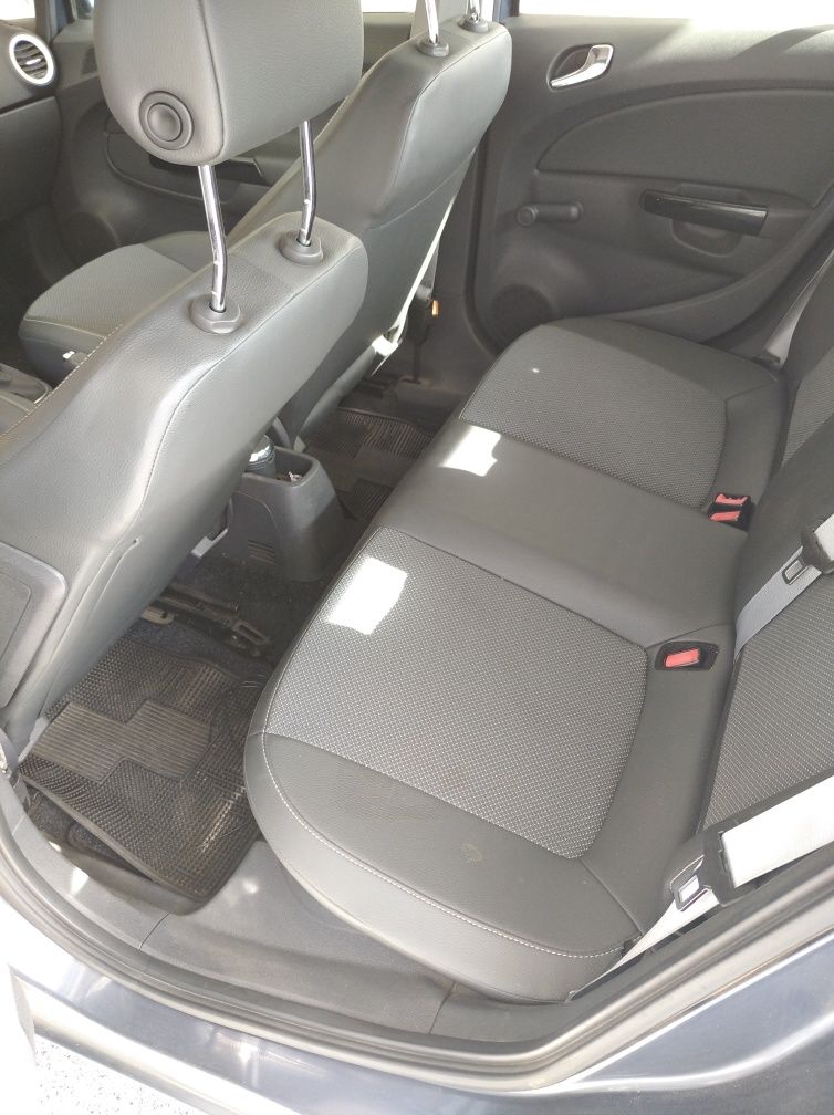 Opel corsa CDTI 90cv