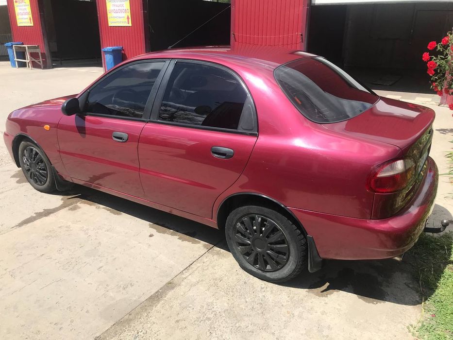 Продам Ланос 1.6 максимальна комплектація