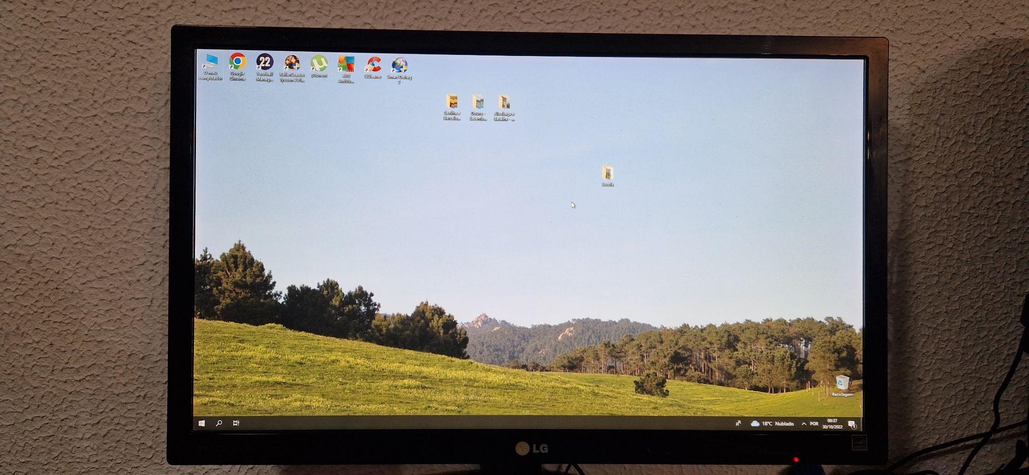 Monitor LG 24 polegadas IPS 24EA53 (como novo)