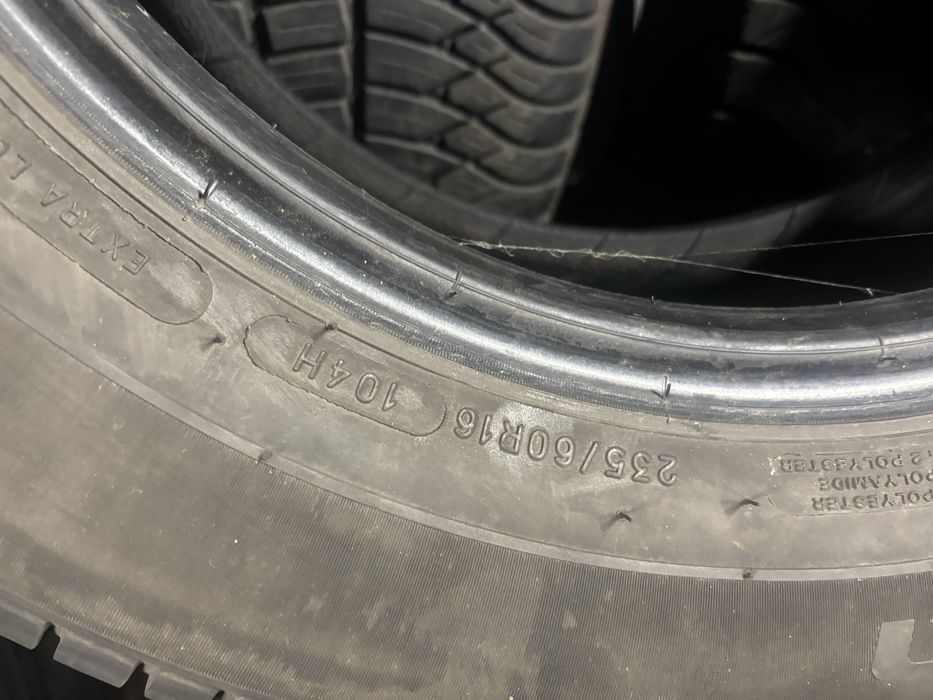 Шини зимові R16 235/60 BFGoodrich 4шт.(ціна за скат)2017рік