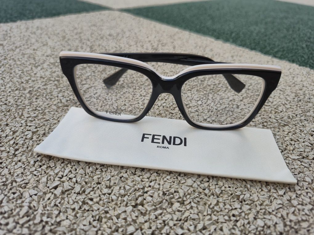 Крупні двокольорові жіночі оправи  FF0279 від Fendi! Оригінал!