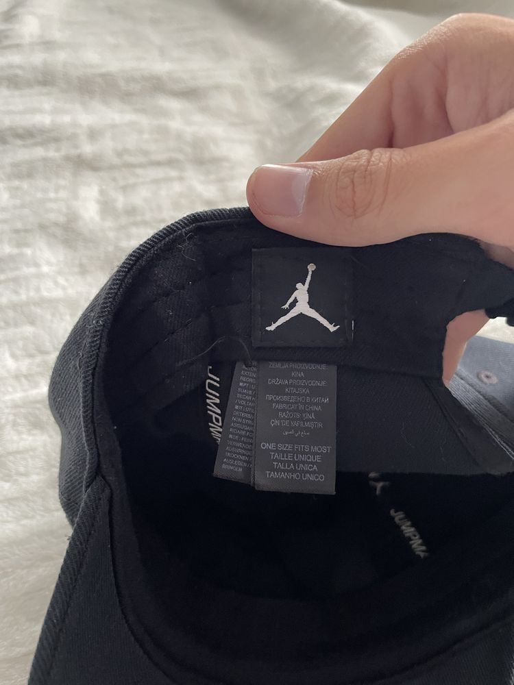 Продам кепку jordan
