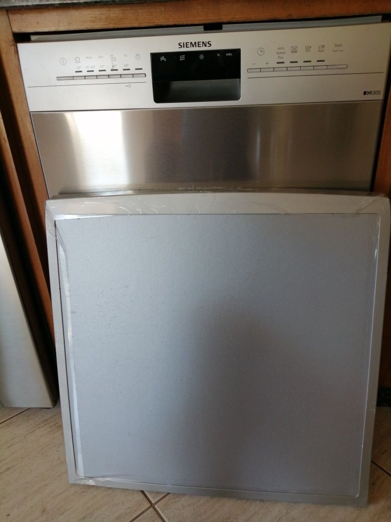 Tampo de máquina de lavar loiça ( Siemens IQ300), cinza