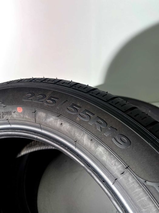 Pneus Goodyear Efficient Grip - 225/55/19 - Como NOVOS