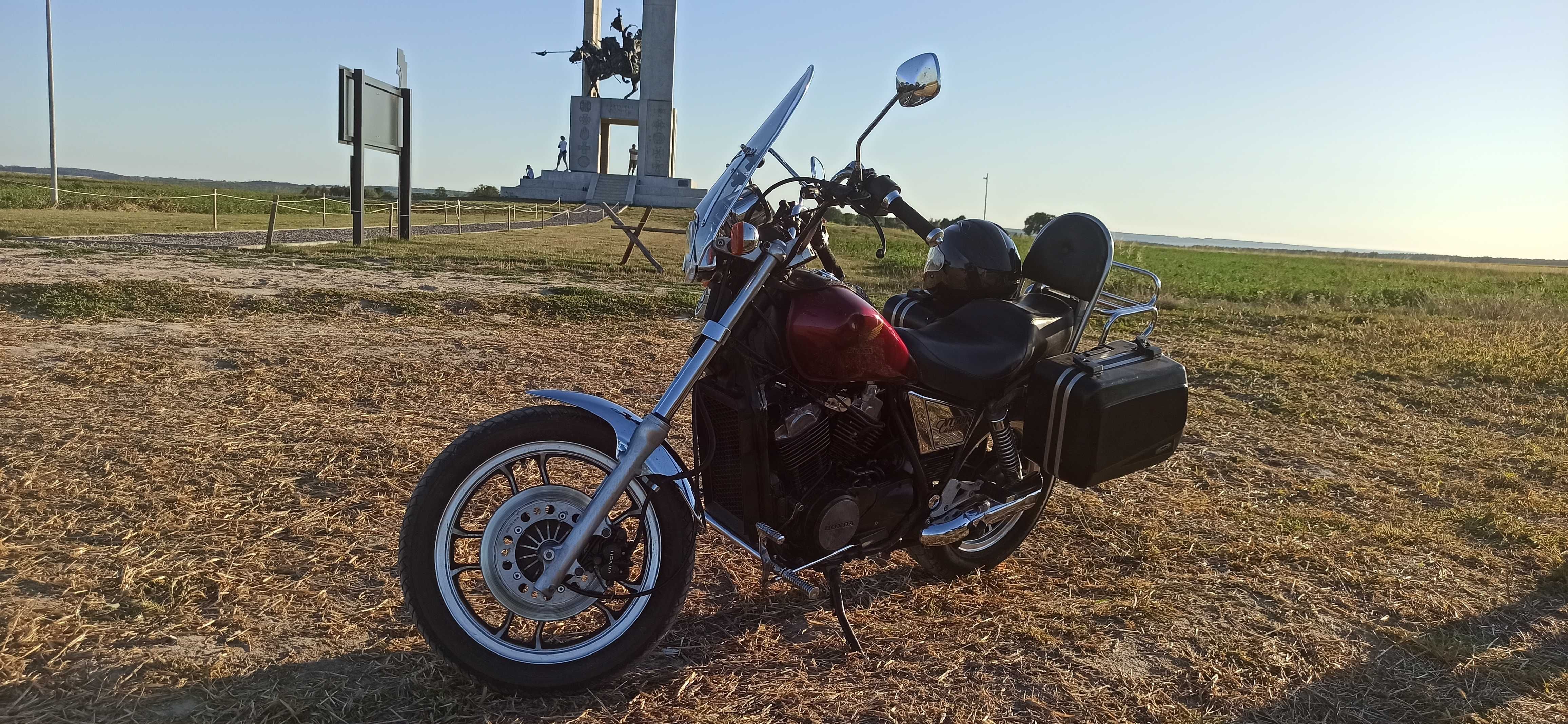 Honda Shadow VT500C