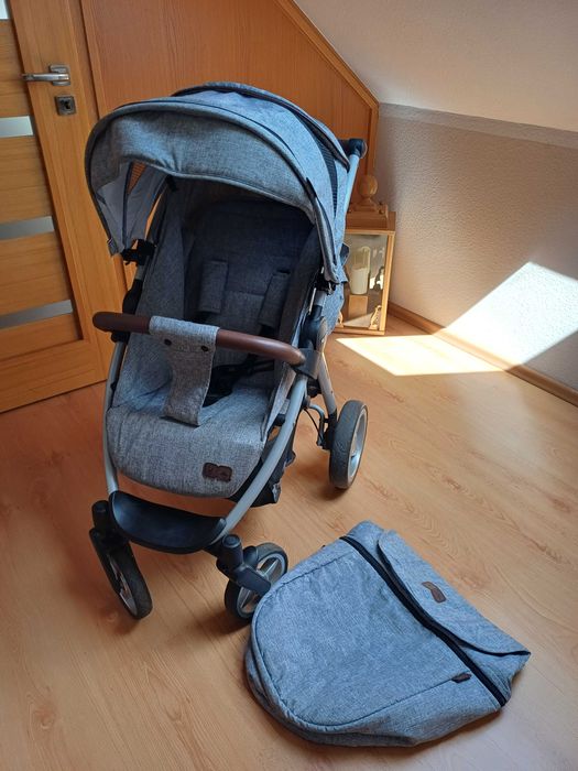 Wózek spacerowy marki Abc Design- Avito w wersji Light Gray