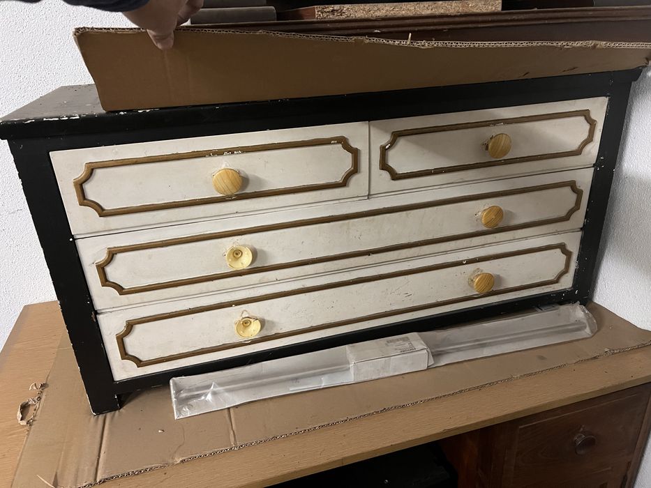 Movel para restaurar