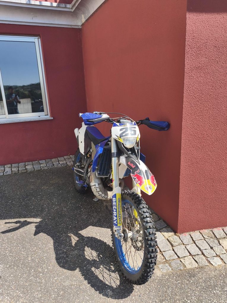 Husaberg TE 300 - Matriculada
